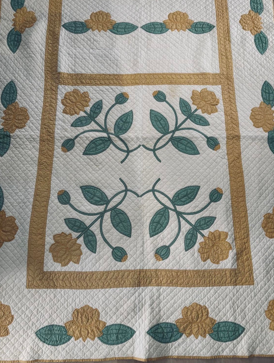 sunflower applique handmade quilt antique vintage green yellow white
