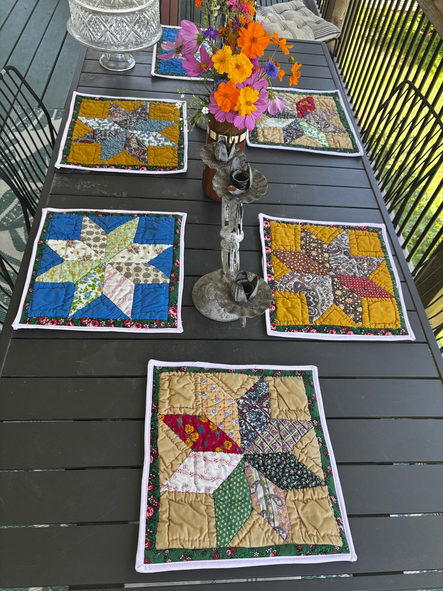 Set of 6 - Vintage Placemats
