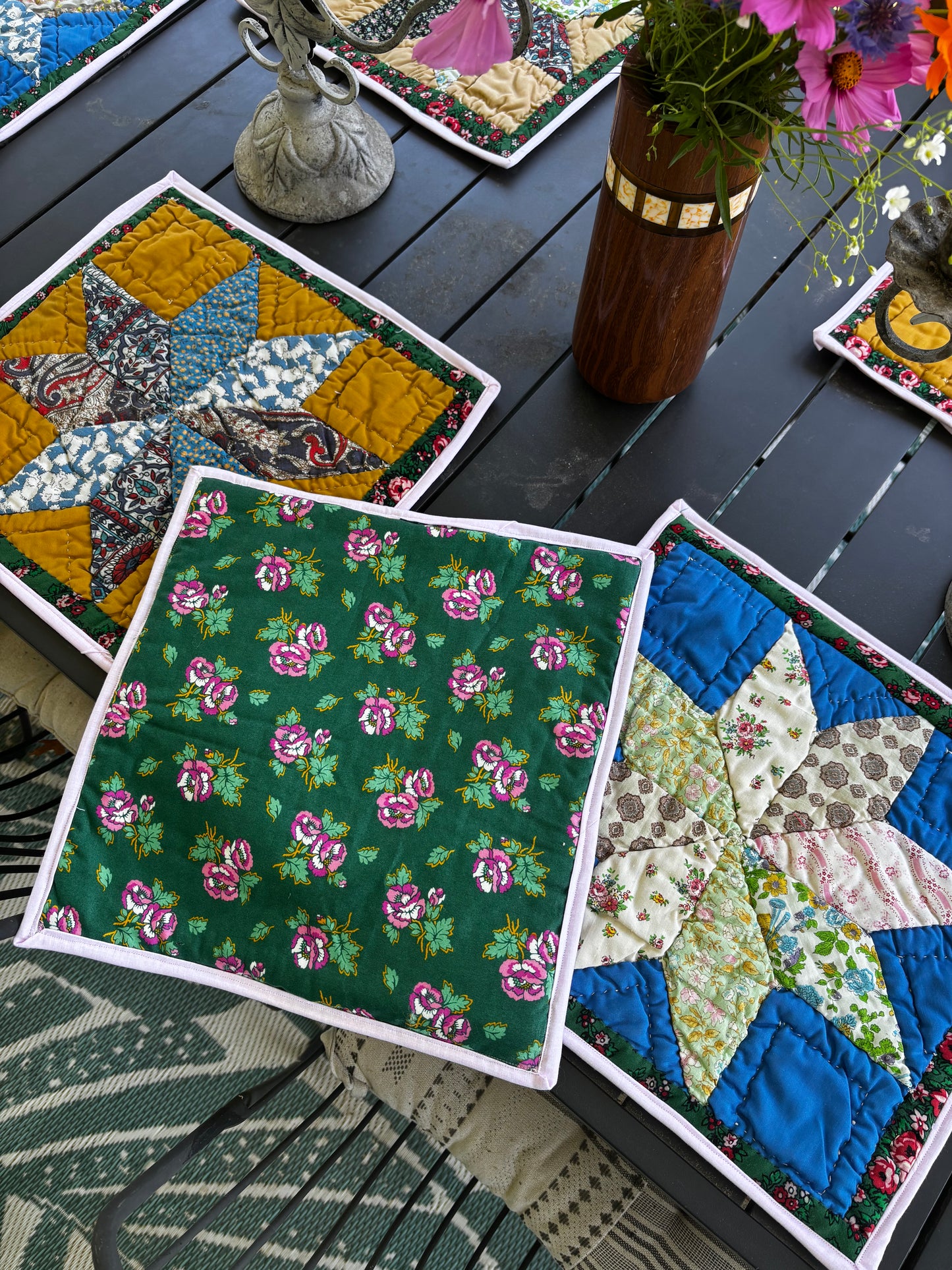Set of 6 - Vintage Placemats