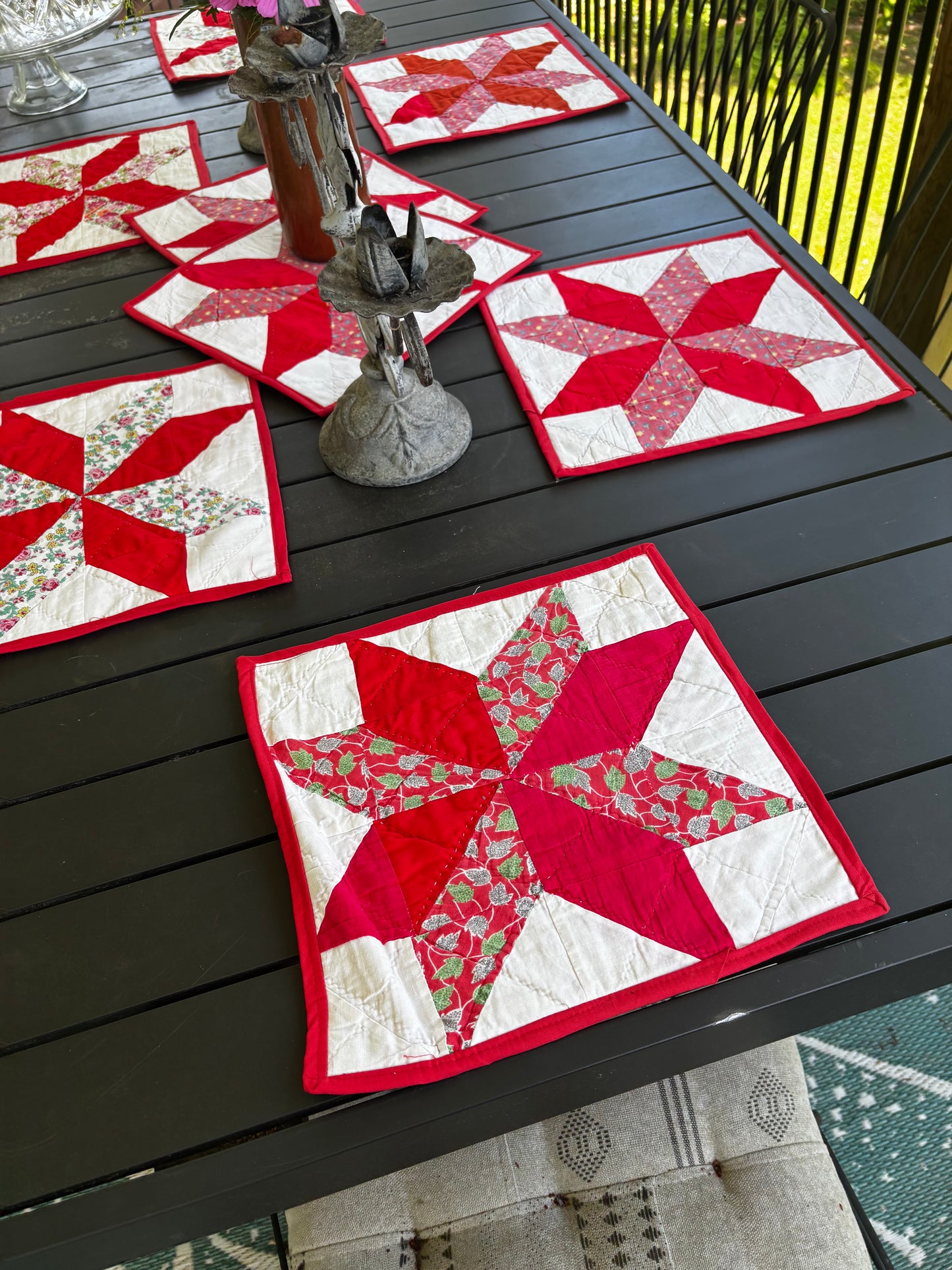 Set of 8 - Vintage Placemats