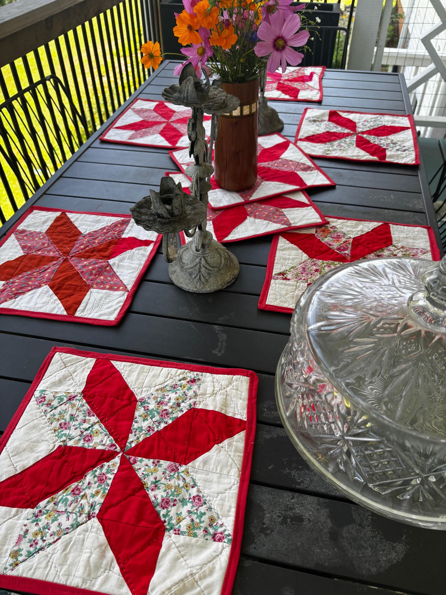 Set of 8 - Vintage Placemats