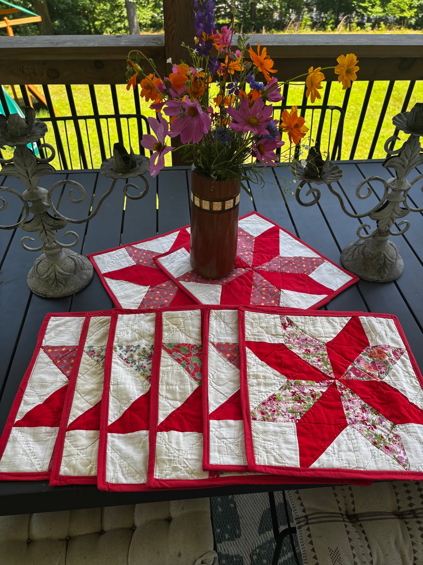 Set of 8 - Vintage Placemats