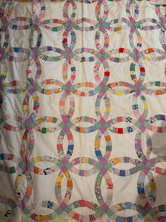 multi color double wedding ring vintage quilt